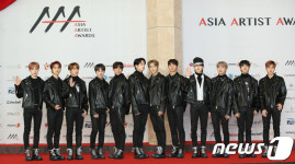 더보이즈, 블랙 카리스마