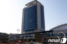 소녀상 강릉시와 교류 곤란…日, 공무원 상호파견 중단