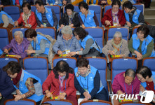 할머니들의 주산 실력은?