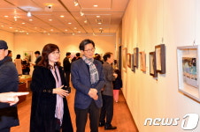 토담 김광희 개인전 ‘그리움의 시간들’…수채화, 공예품 전시