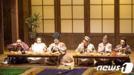 호신술도 식후경…연극 호신술