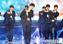 더맨블랙, 여심저격 무대