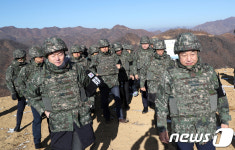 'GP 철조망' 잘라 與 의원에 선물한 軍