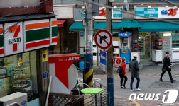 가맹점 이탈 막아라…GS25 깜짝 상생안에 CU·세븐일레븐 긴장