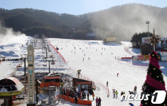 2018년 마지막 날을 즐겁게…강원 축제장·스키장 북적