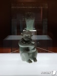 땅 만 마지기로 지킨 청자 20점…간송 3·1 100주년 대한콜랙숀