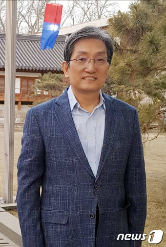 靑 이르면 내주 비서진 개편...비서실장 노영민 주중대사 거론