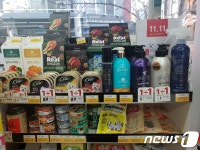 반려동물 사료·간식, 동물병원 대신 편의점·H&B스토어서 구매↑