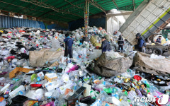 연휴동안 모인 재활용품