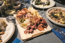 스위스에서 뜨는 알프스 속 점심 맛집