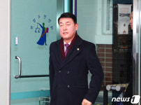 법정 나서는 황영철 의원