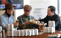 사천성앤평양냉면 | '남북의 물로 만든 맥주와 평양냉면을 함께'