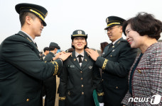 소위 된 육군사관학교 생도