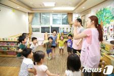 국공립 어린이집 550곳·보조교사 1만5천명 늘린다