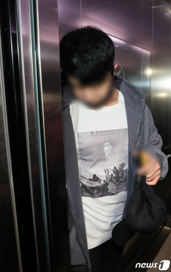 버닝썬 경찰 유착 의혹 경찰 출석하는 버닝썬 대표