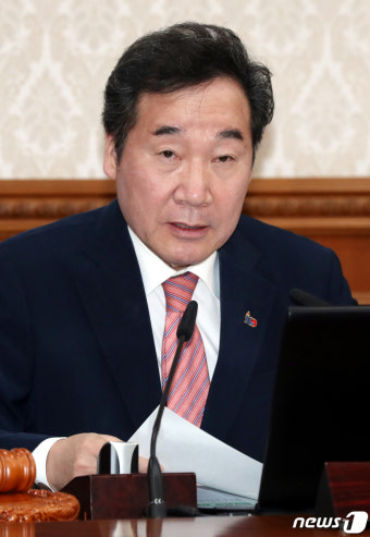 모두발언하는 이낙연 총리