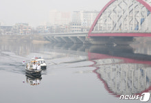 의암호 가르는 독립의 횃불