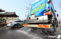 미세먼지 줄이기 위해 살수차 동원한 전주시