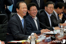 최문순 군장병 위한 편의시설 개선하겠다