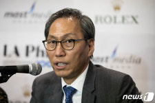 발언하는 김용관 마스트미디어 회장