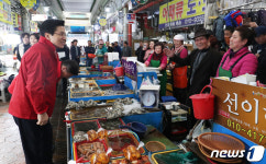 4당 지도부 경남 총집결…보궐선거 기선제압 총력전
