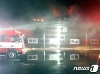 보은 삼승농공단지 박스공장 불…인명피해 없어
