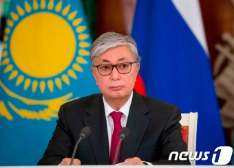러시아 간 카자흐 대통령 “양국 관계 계승,발전에 최선”