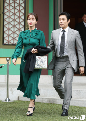 이병헌-이민정 부부, 다정한 외출