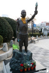 부산 강제징용노동자상, 정발장군 인근 쌈지공원에 설치