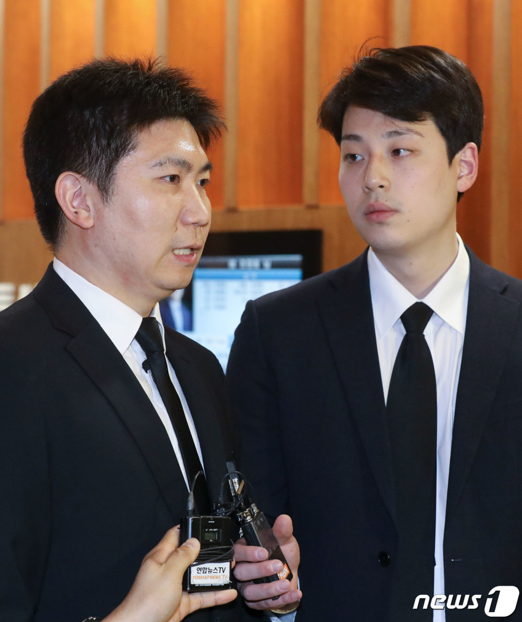 유승민 당선인, 탁구대부 조양호 회장 묘소 참배 멘토에게 감사와 존경 표현