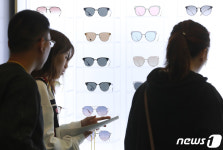 대구국제안경전 찾은 중화권 바이어