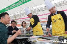 현장에서 직접 구워먹는 한우숯불구이축제
