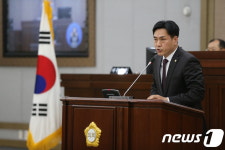 양진하 수원시의원 매여울공원에 택시쉼터 조성 백지화 하라