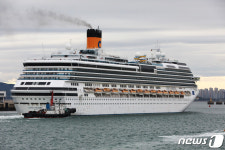 인천크루즈터미널 출발하는 코스타세레나 호