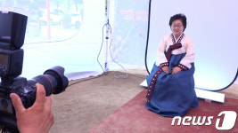 [영상]청춘사진관에서 영정사진 찍던 날, 어르신들의 바람