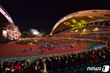 광주슈퍼콘서트 관객으로 가득 메운 월드컵경기장