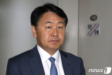 의원회관 향하는 김관영 원내대표