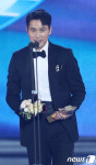 정우성 백상예술대상 영화부문 대상 주인공