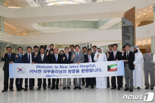 뉴자흐라 공공병원 찾은 이낙연 총리