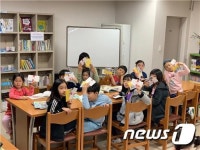 국립중앙도서관 봉사단, 광주 꿈드림 작은도서관에 책 100권 기증