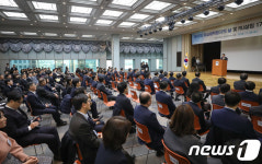 은행권, 자금세탁방지전문가 확보 총력…직원 자격증 응시 지원도  