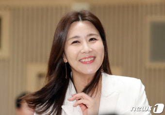 양정아, 소녀 미소