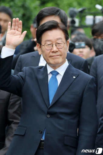 이재명 경기지사 '직권남용·선거법 위반' 모두 무죄