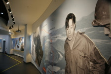 일 년에 딱 열흘 공개, 여름 숨은 관광지는 어디?