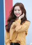 세리, 몰라보게 예뻐졌죠?