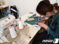 바느질로 꿈꾸는 일자리 프로젝트 중랑구, 가죽공예 특강