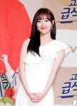에이프릴 나은, 은은한 꽃미소