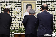 고 이희호 여사 추모하는 시민들