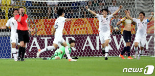 U-20 축구대표팀 군 면제해달라…靑 국민청원 등장