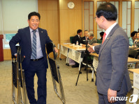 의자나르는 김규환 의원